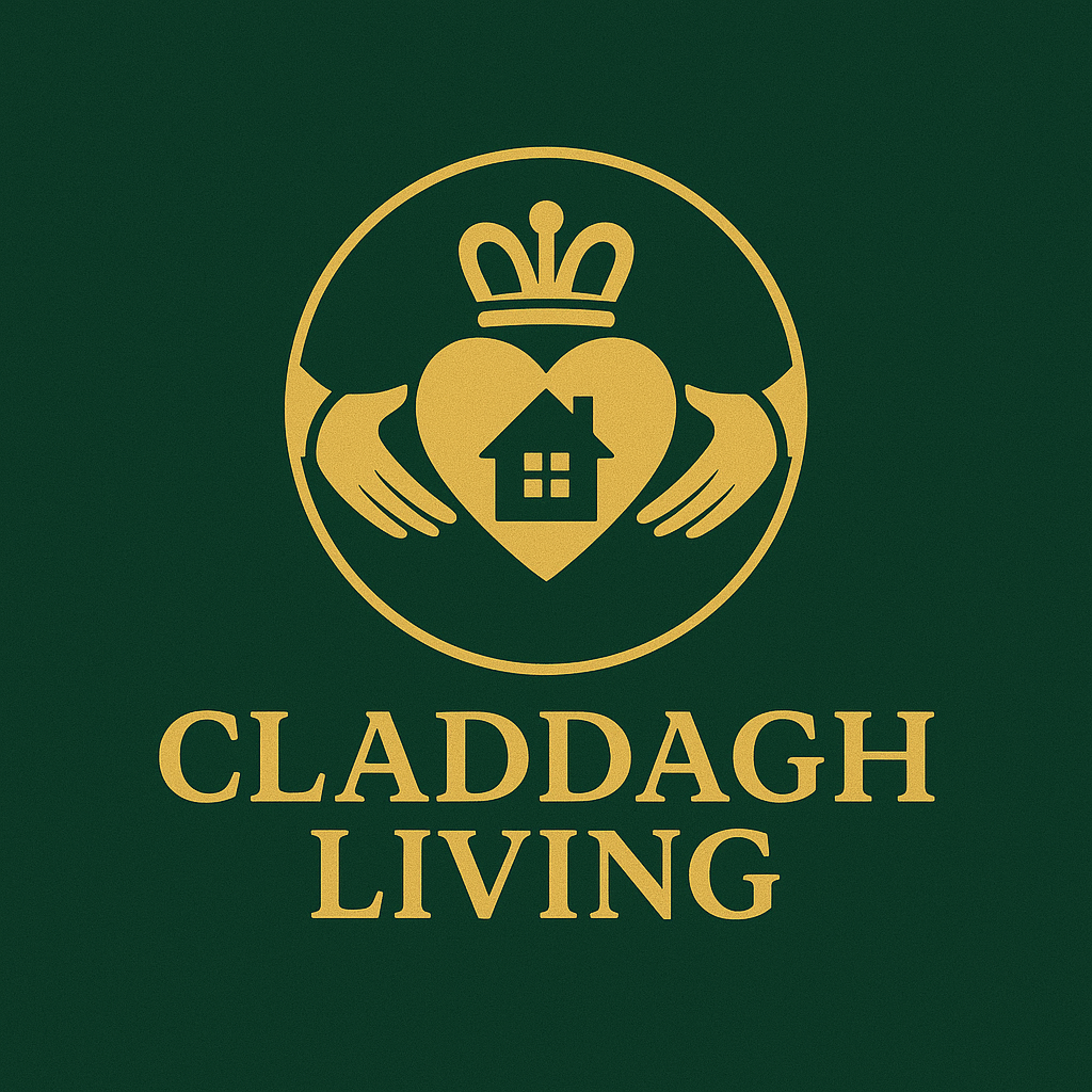 logo claddagh living